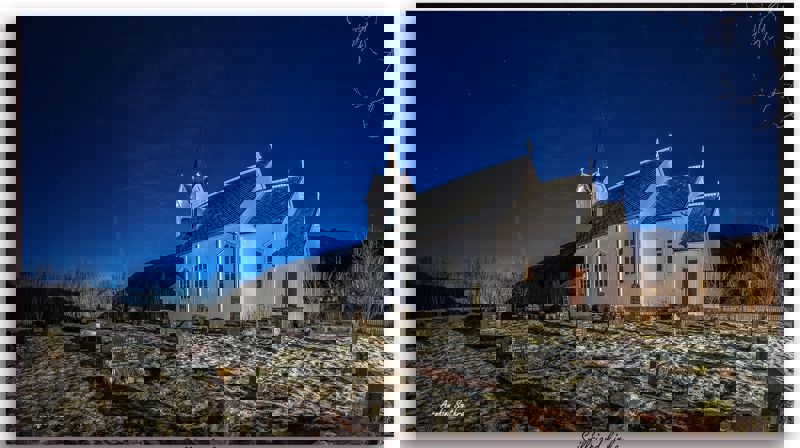 Snillfjord Kirke. Foto: Arnfinn Sæthre