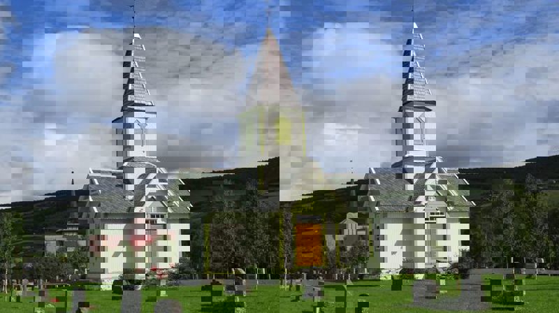 Kirkegårdsdugnad Dalsbygda