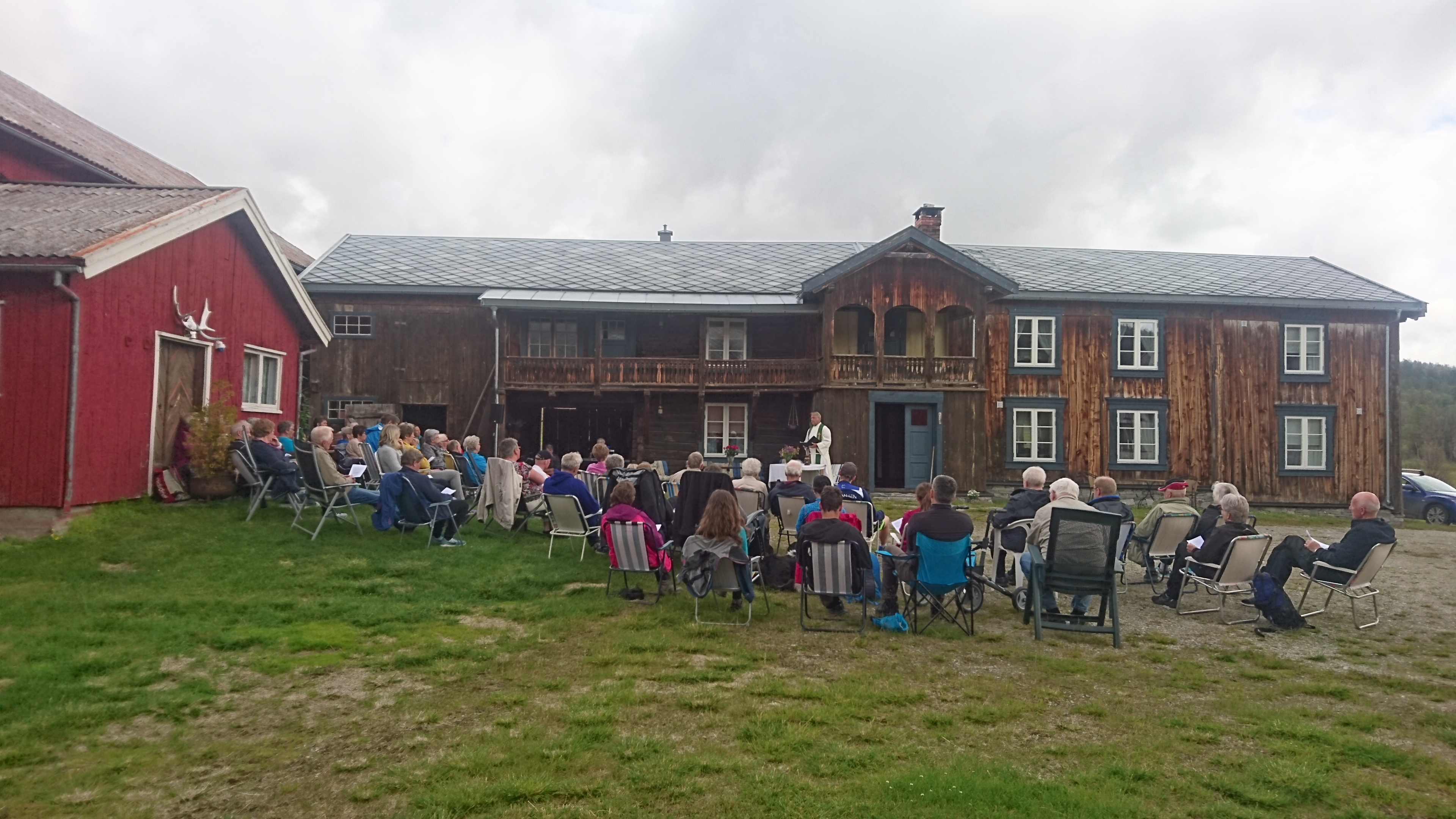 Utegudstjeneste på Holden gård