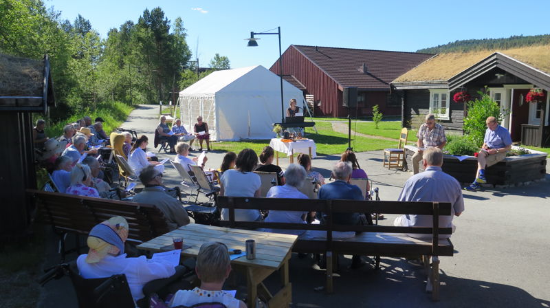 Friluftsgudstjeneste i Verjåhagen