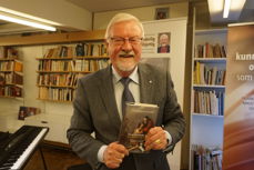 Biskop Ole Christian Kvarme lanserte boken Forunderlig Barmhjertig på Litteraturhuset.