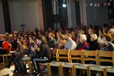 "Gud gjør ikke forskjell på folk" (efes. 6,9). Meld deg inn i Den norske kirke. Fra konsert i Nordstrand kirke.