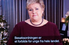 Erna Solberg har oppdaget «Unge møter eldre» på Stovner, og brukte det som en gladnyhet i årets nyttårstale.