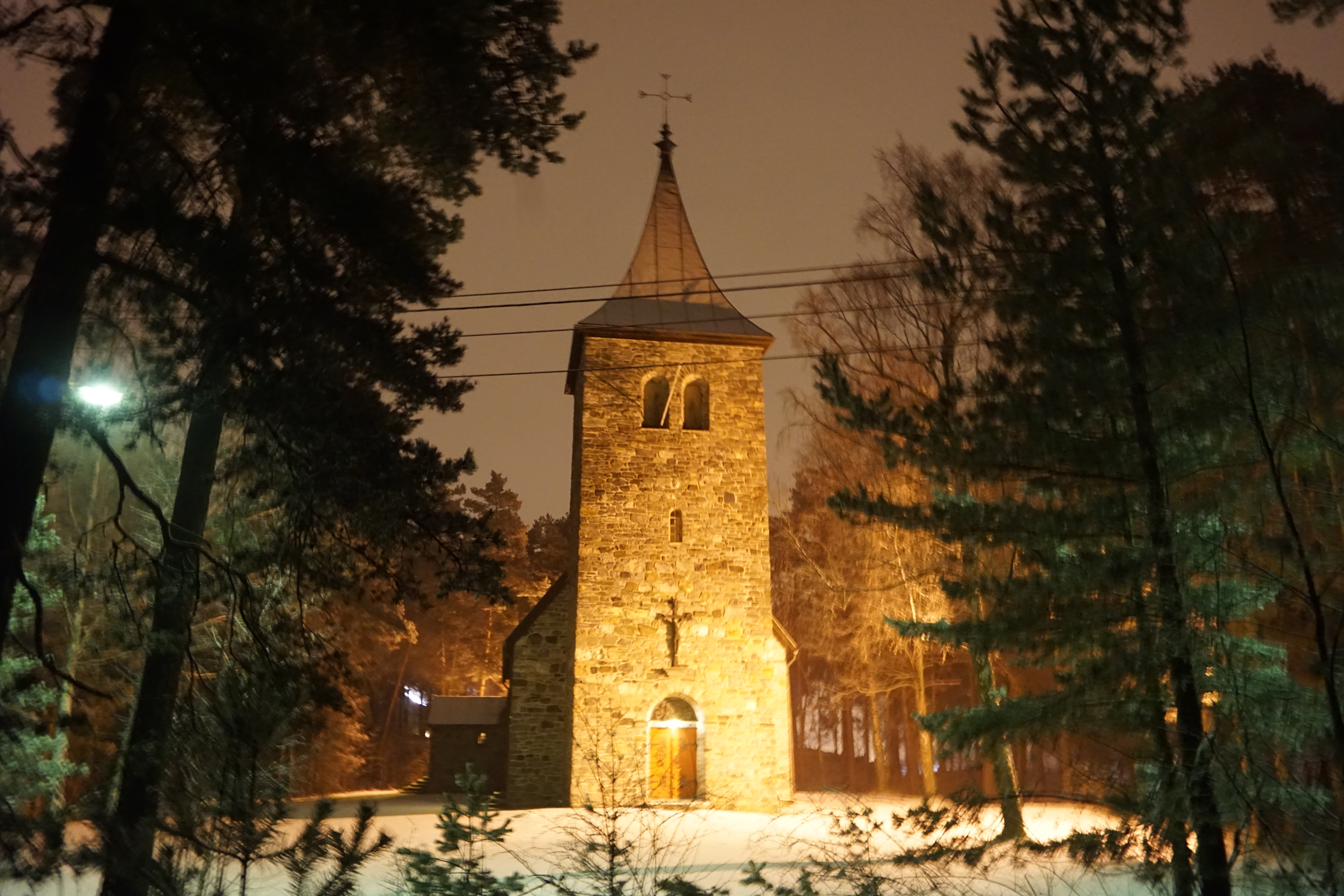 Ljan kirke er perfekt &#229; g&#229; p&#229; skattejakt i for tredjeklassinger.