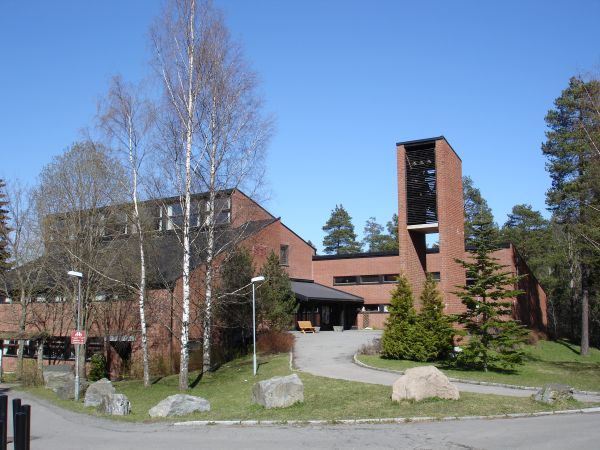 Om Ellingsrud kirke