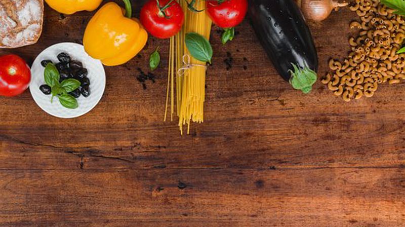 Bli med på Holmlias lengste langbord!