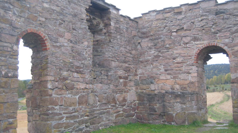 Velkommen til gudstjeneste i Kirkeruinene søndag 4. september kl 11.15