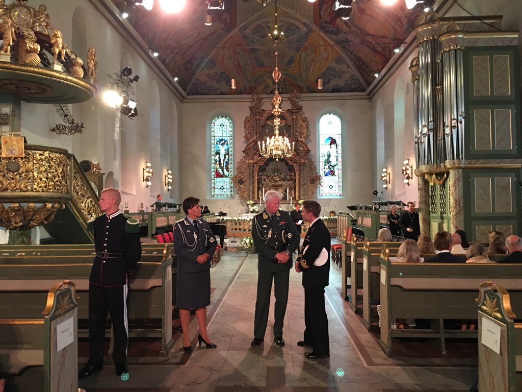 Alt er klart til festgudstjeneste i Oslo domkirke