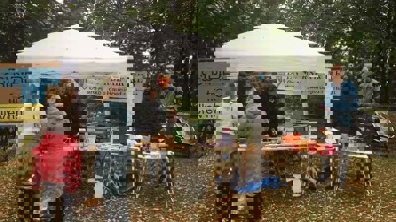 Menighetens stand på Trosterud-Haugerud-dag