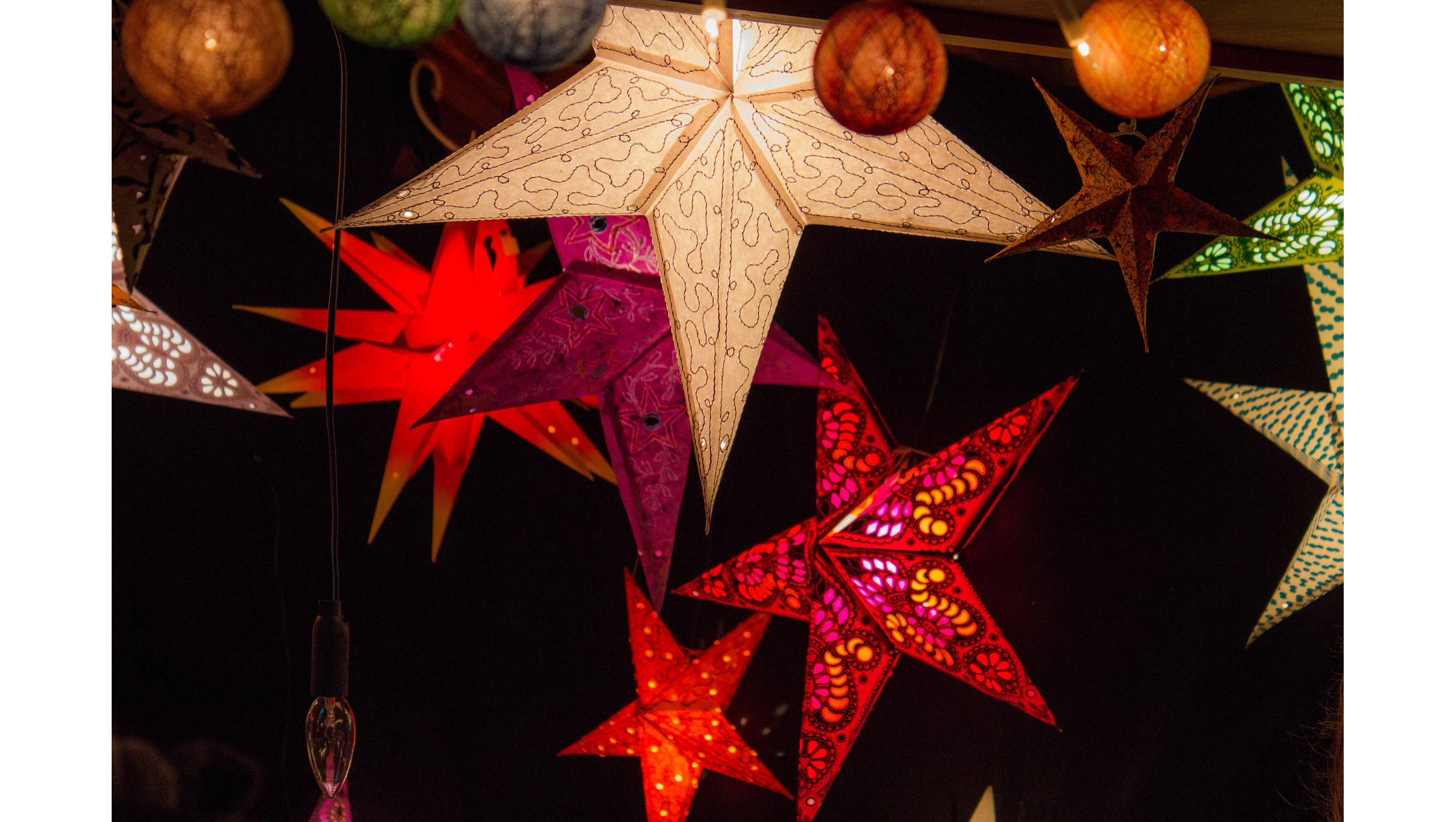 Vi synger og spiller julen inn