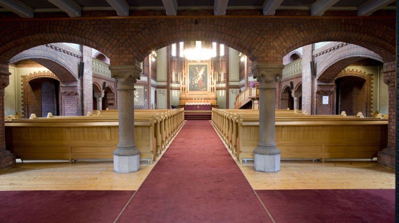 Åpen kirke til faste tider kl. 12 - 20