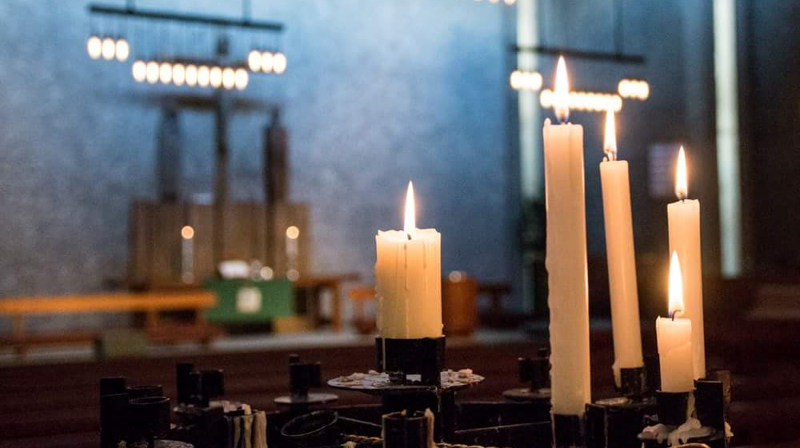 Ønsker du å bli bedt for? Send en mail til forbønnsgruppa i Sinsen kirke. Her finner du også en håpsbønn du kan be.