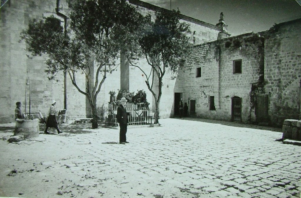 Kristina Audne i Nasaret 1930 Wikipedia Commons