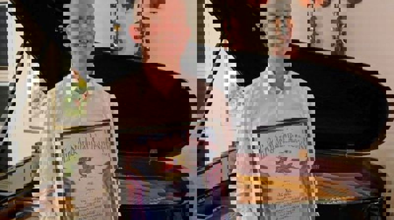 Kantor Ulf Nilsen i Sentrum og St.Hanshaugen menighet ble hedret med Erling Stordahls Ærespris.