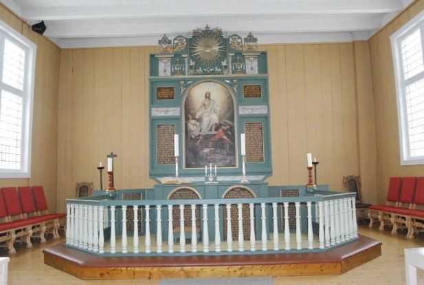 Alteret i Kolbu kirke
