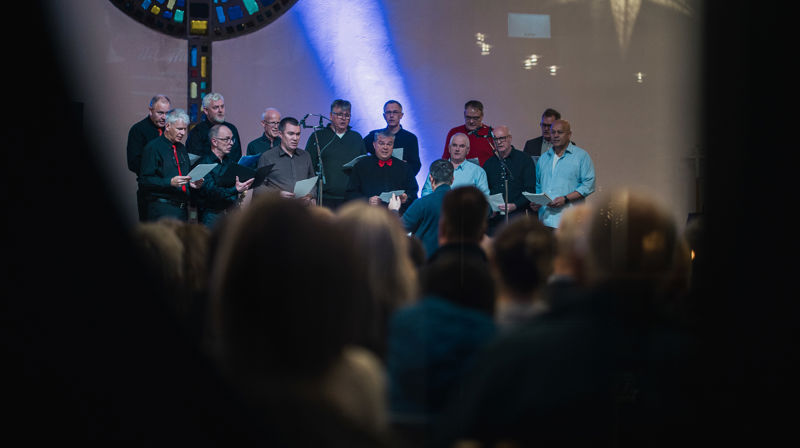 Når kyrkjene syng jula i møte