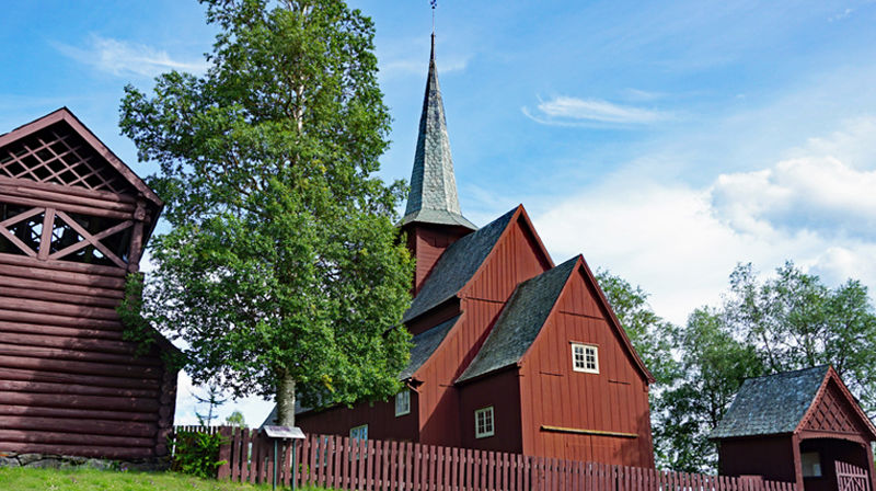 Hegge stavkyrkje foto Saskia Aleida Van Veen