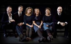 PUST består av Camilla Susann Haug (sopran), Anne Hilde Grøv (sopran), Elisabeth Anvik (alt), Jostein Hasselgård (tenor), Håvard Gravdal (baryton) og Mads Iversen (bass). Mattis Myrland er med som tenorvikar på årets juleturné.