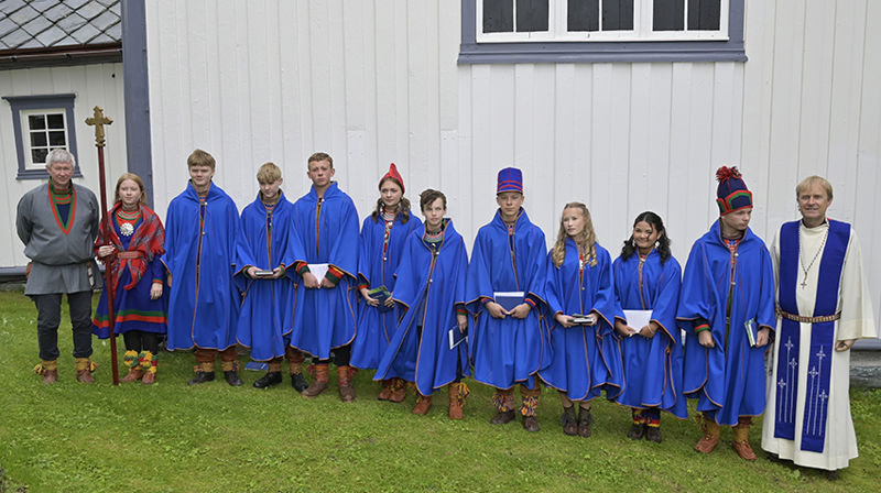 Konfirmanter ved Oppdal kirke 2025. Foto: Morgan Frelsøy