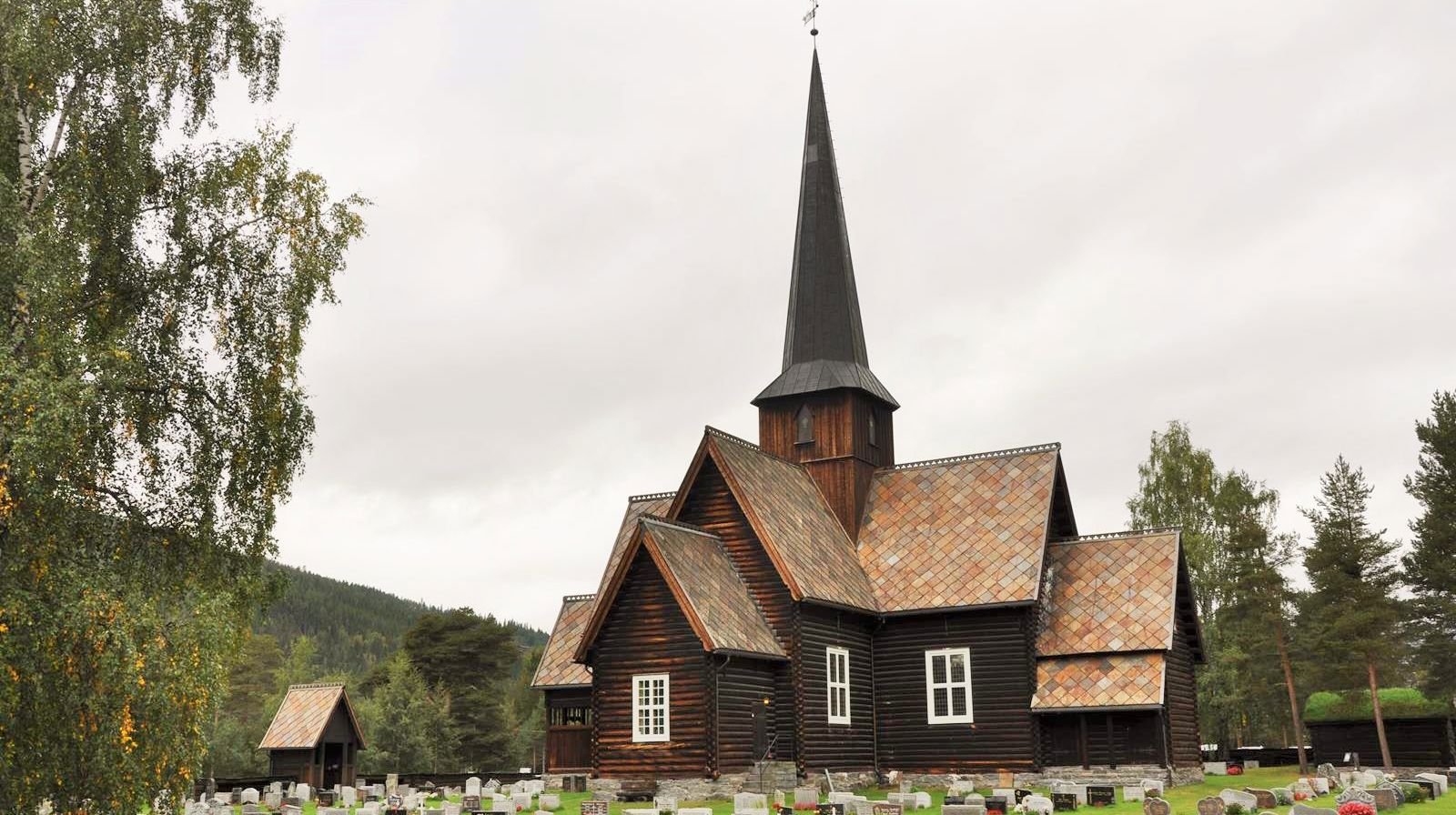 Heidal sokn er kjent for sitt enest&#229;ende kulturlandskap og mange fredede g&#229;rdsanlegg. Foto: Palmar Ruste
