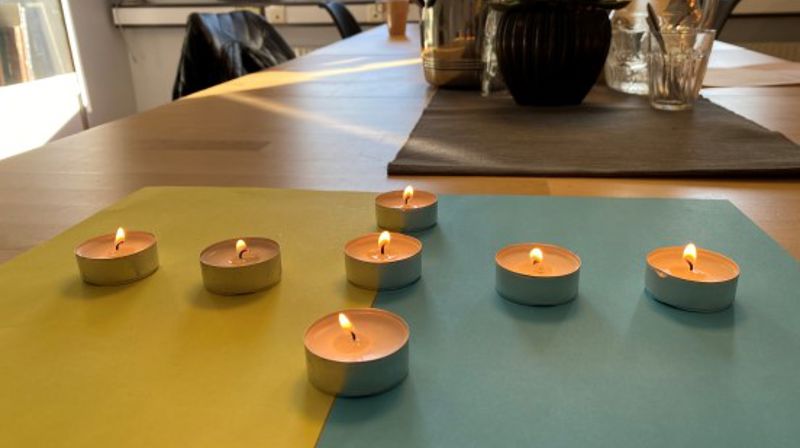 Bli med og be for Ukraina!