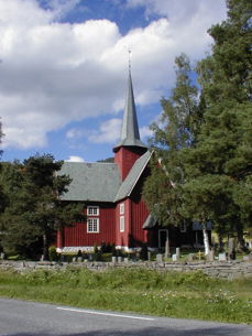 Bagn kyrkje, sommer