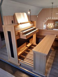 Nytt elektronisk orgel , Leirskogen Kyrkje