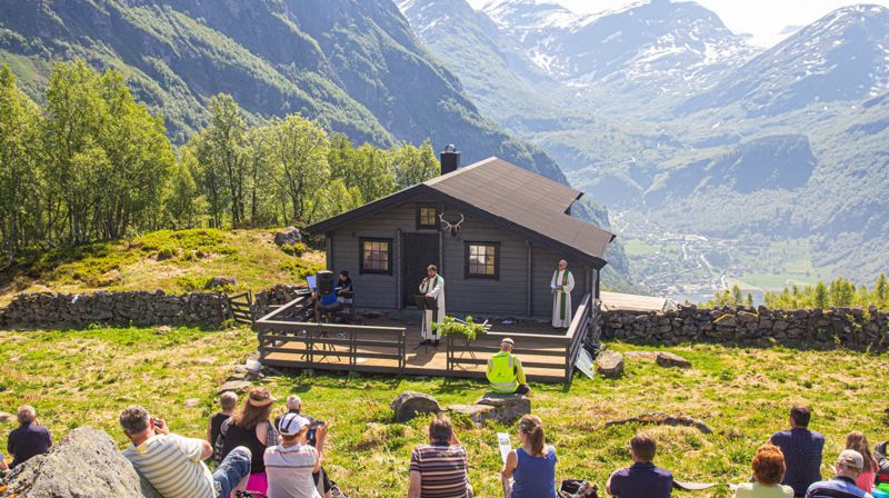 Verdsarvgudsteneste på Hausetsetra i Geiranger 6. juni.