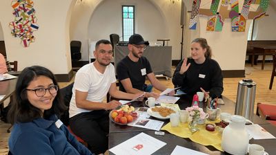 Trenger du å øve på norsk? Både kvinners språkkafé og Lademoen språkkafé er i gang. Foto: Bo Mathisen