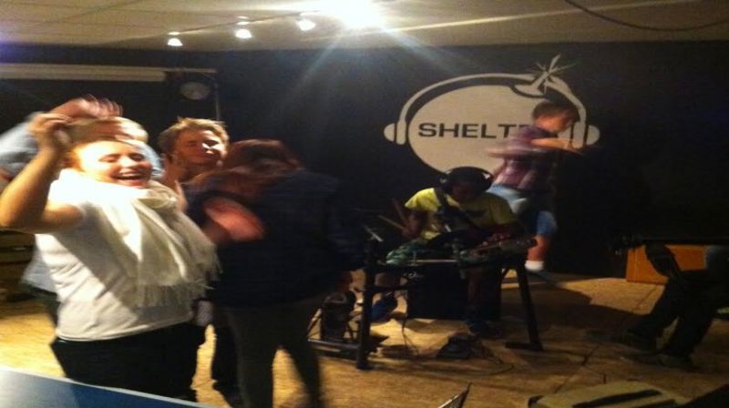 Liker du å jobbe med ungdom?