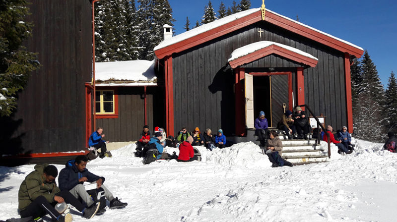 Skigudstjeneste i Fjellseter kapell
