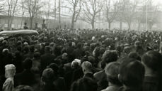 Domprost Arne Fjellbu nektes adgang til Domkirken i forbindelse med Statsakten på Akershus 1942 Av Sven Andreassen/Trondheim byarkiv. Lisens: CC 2.0