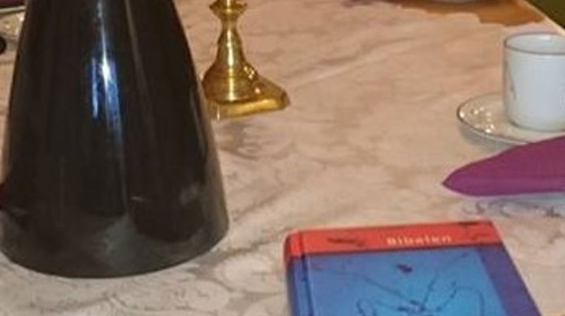 Ord til ettertanke, kaffe og god formiddagsmat innleder tirsdagstreff. Ellers lett program og utlodning. Foto: S. Bjørnstad