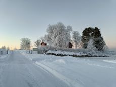 Vinterstemning ved Leira kapell. Foto: Sølvi Rise