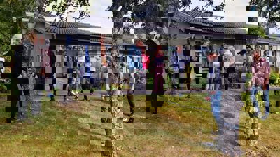 Konfirmasjon: Du lærer om kristne verdier; du får markert at du begynner å bli voksen; du får mye fin oppmerksomhet, og du får nye venner. (Illustrasjonsbilde: Bo Mathisen)