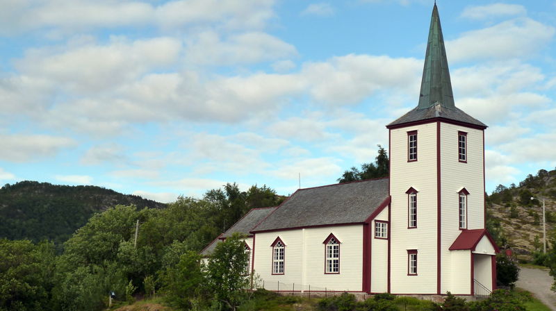 Velkommen til gudstjeneste i Sagfjord kirke