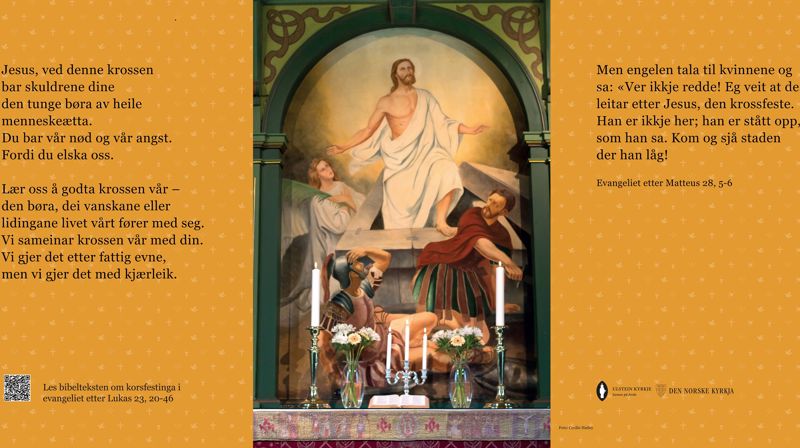 Alterbilde frå Ulstein kyrkje med nokre påsketekster. Banneret står foran kyrkja til over påska
