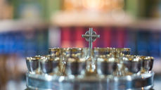 Å feire nattverd igjen er det mange som har lengta etter. Det er nokre ekstra regler rundt nattverd, pga. smittevern men alle er velkomen til delta. Bilde Cecilie Hatløy