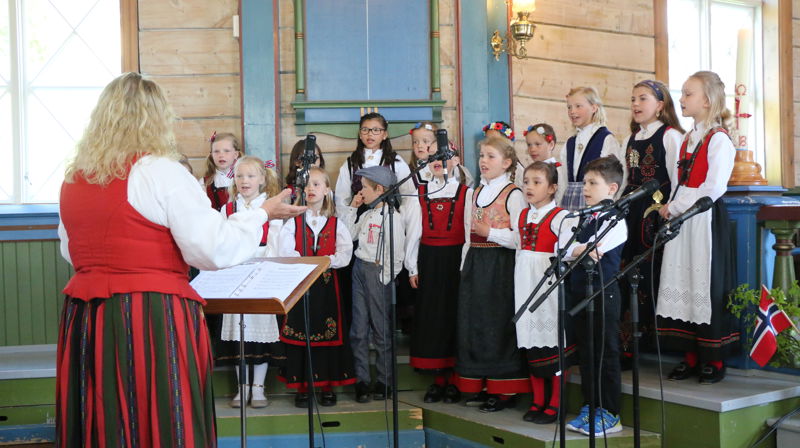 Musikkandakt med Korklubben og LaKris