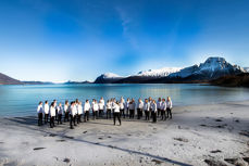 Damekoret CorSonus frå Hjørungavåg tek del på konserten i Ulstein kyrkje den 05.11.2017, saman med Jazz og Koral.