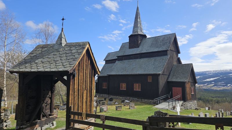 Omvisning i Høre stavkyrkje