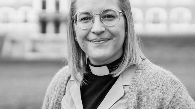 Ledig stilling som prostiprest i Søndre Borgesyssel prosti. Søknadsfrist 02.10.2022