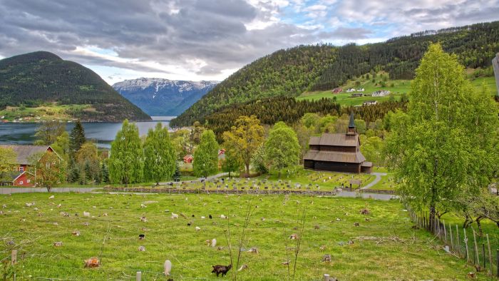 Kaupanger stavkyrkje. Foto: Kirkesøk.no
