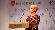 Kirkerådsleder Kristin Gunleiksrud Raaum taler til Kirkemøtet i Trondheim 8. oktober 2020. Foto: Ole Martin Wold