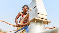 Susan, 33, har 6 barn og bor i Kasalaulo Village in Nchelenge, Luapula Province, Zambia. Foto: Jason Mulikita/Fairpictures/Kirkens nødhjelp.