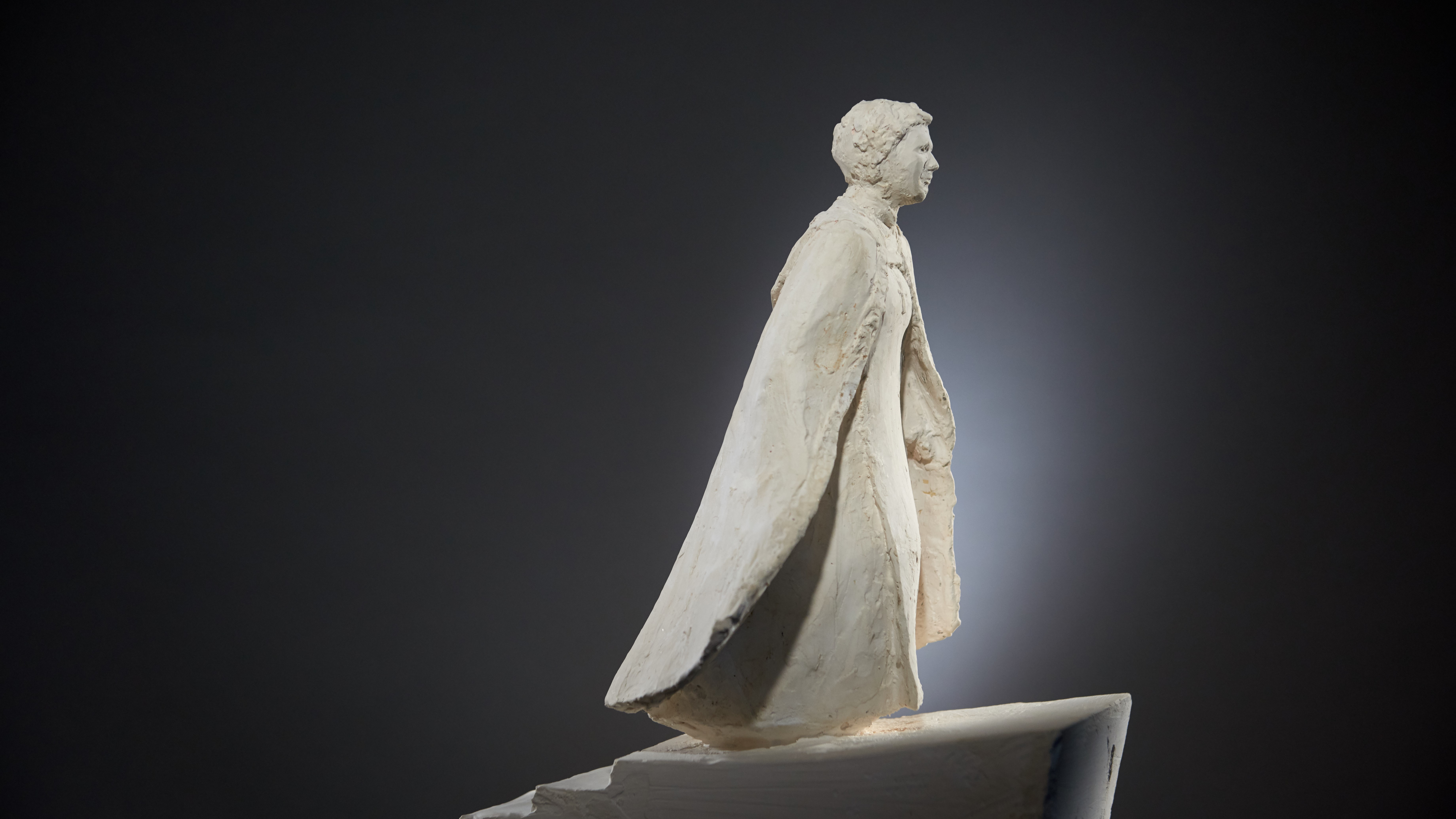 Skissen av statuen av biskop Rosemarie Köhn. Foto: John Andersen.