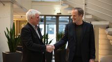 Dag Olav Sæther som er daglig leder i Solidus og kirkerådsdirektør Ole Edvard Wold-Reitan signerte nylig samarbeidsavtale.