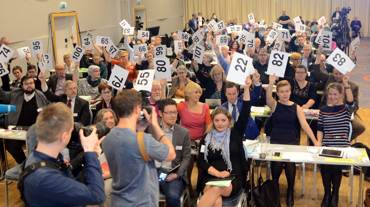Fra den historiske avstemningen 11. april på Kirkemøtet 2016.