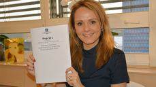 Kulturminister Linda Hofstad Helleland presenterte 5. februar lovproposisjon om endringer i Kirkeloven. (Foto: Ketil Frøland / Kulturdepartementet)