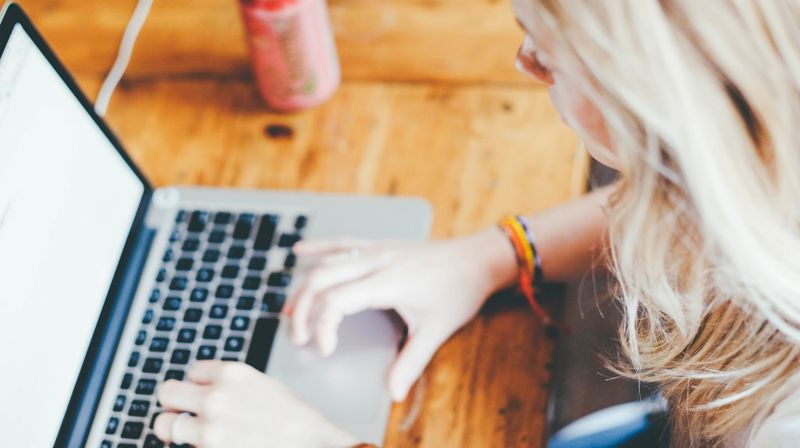 Bispemøtet lyser ut Olavstipend for 2022 og imøteser særlig prosjekter som tematiserer Kirkens nærvær gjennom digitale medier i koronaens tid.